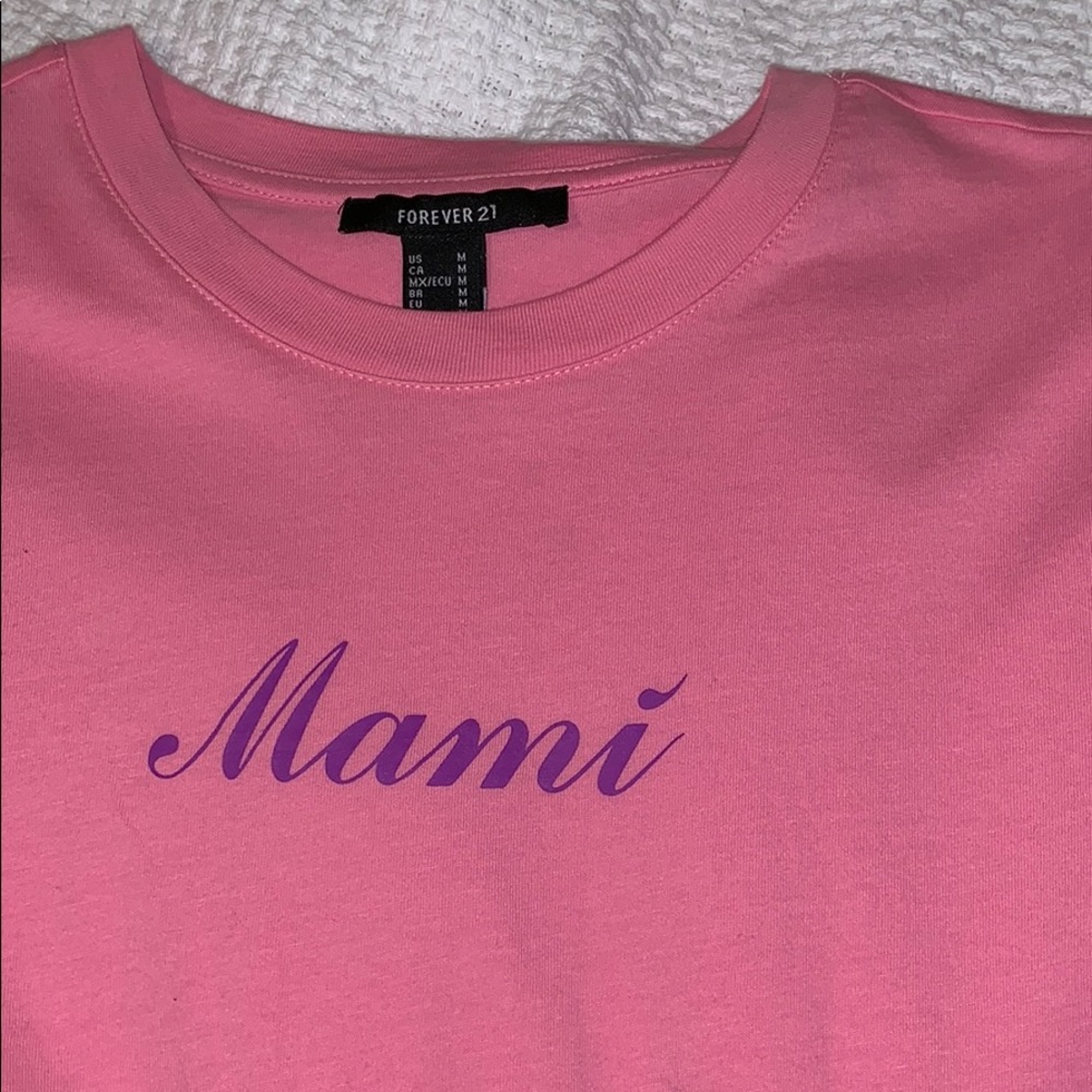 Graphic tee